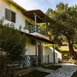 Casa Villa, Xenia *
