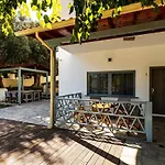 Casa Villa, Xenia *