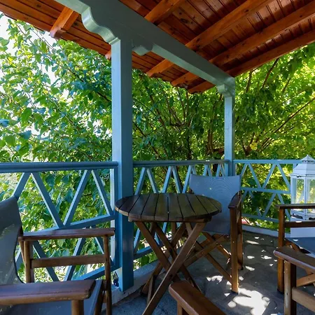 Вилла Casa Villa, Xenia Палиури