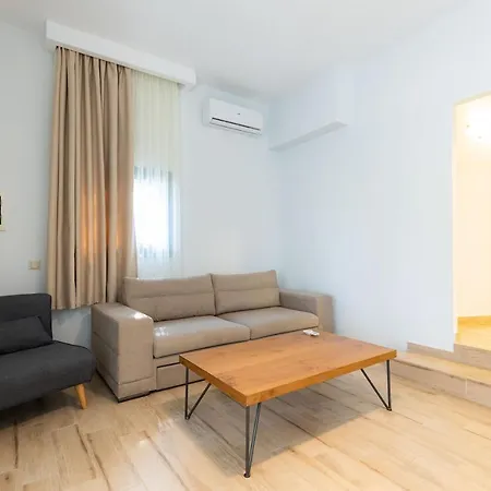 Casa Villa, Xenia Villa