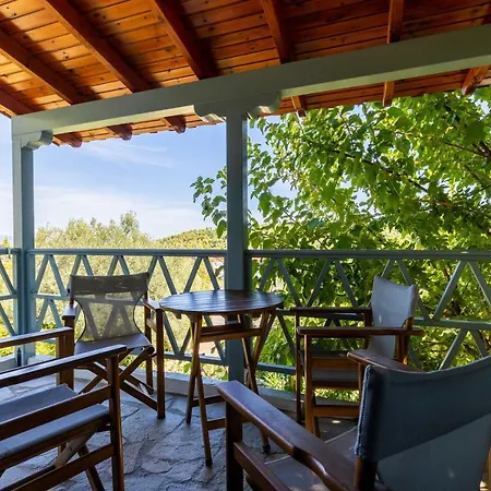 Villa Casa Villa, Xenia